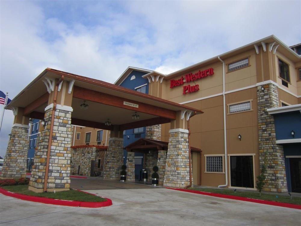 Best Western Plus Emerald Inn & Suites Garden City Dış mekan fotoğraf